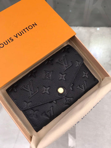 Makersluxe - Louis Vuittons  - 9174