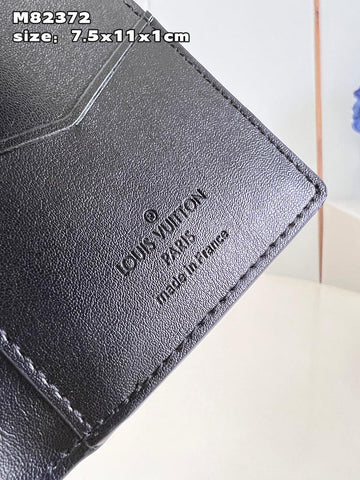 Makersluxe - Louis Vuittons  - 15203