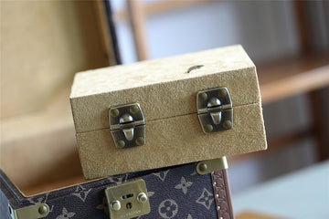 Makersluxe - Louis Vuittons  - 9512