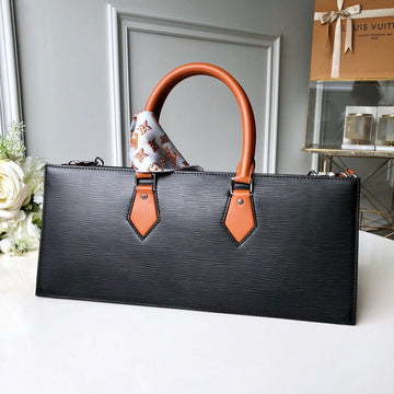 Makersluxe - Louis Vuittons  - 15536