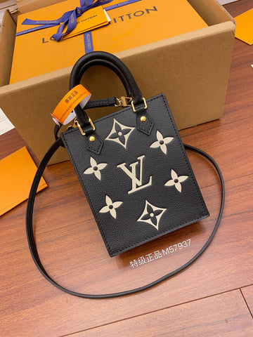 LOV - MLB - 1058