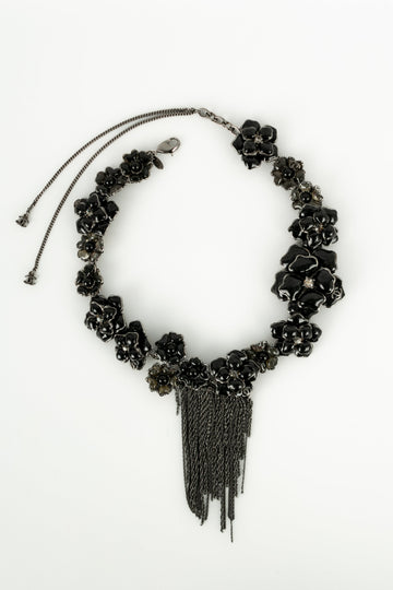 Collier camélia Chanel