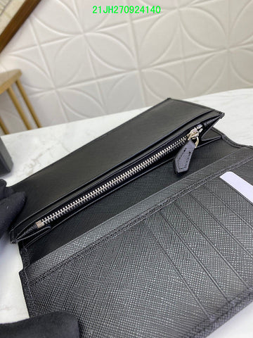 Makersluxeras - PD Wallet - 383