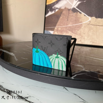 Makersluxe - LOV Wallets - 049