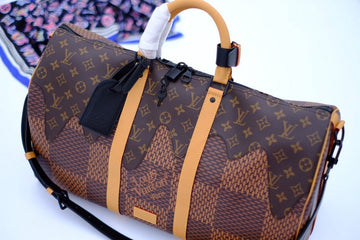 Makersluxe - Louis Vuittons  - 15548