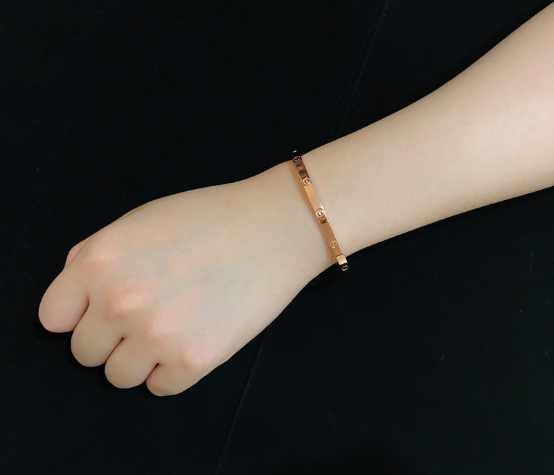 Makersluxe - CRA Jewelry - 248