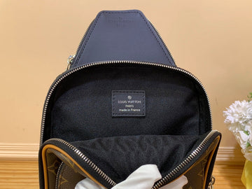 Makersluxe - Louis Vuittons  - 15201