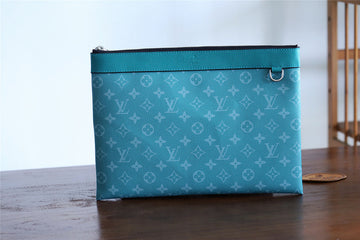 Makersluxe - Louis Vuittons  - 11118