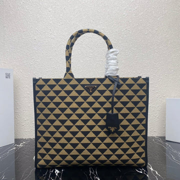 Makersluxes - Latest - 4575
