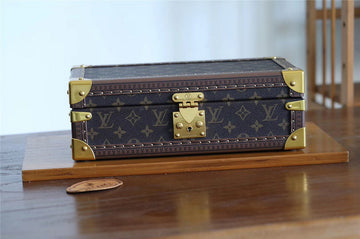 Makersluxe - Louis Vuittons  - 9514