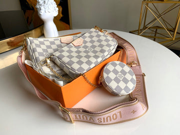 Makersluxeras - Latest - 2204