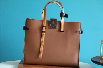 Makersluxe - Louis Vuittons  - 9844