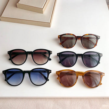 Makersluxes - Latest - 5972