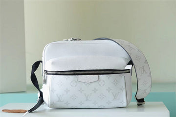 Makersluxe Fashion Lu-Vi bags - 9949