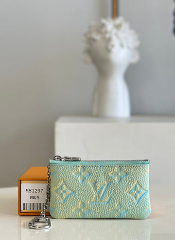 LOV - MLB - 1260