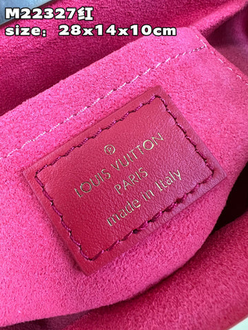 Makersluxe - Louis Vuittons  - 15621