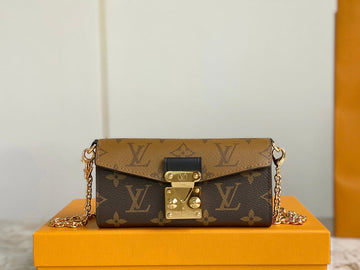 Makersluxe - Louis Vuittons  - 15719