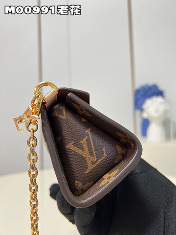 Makersluxe - Louis Vuittons  - 15609