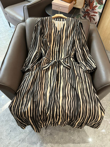 Makersluxe - MXA Women Clothes - 097