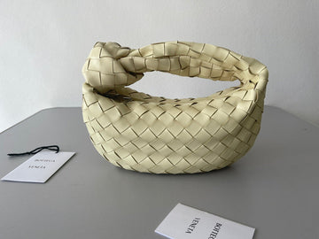 Makersluxes - Latest - 7024