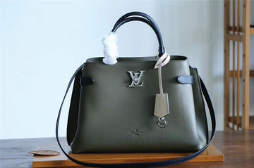 Makersluxe Fashion Lu-Vi bags - 8239