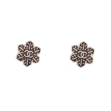 Chanel CC Earstuds
