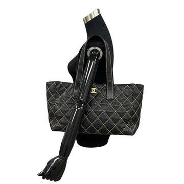 Chanel CC Wild Stitch Tote Bag  Leather Tote Bag in Good condition