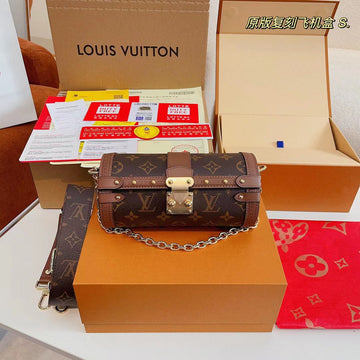 Makersluxe - Louis Vuittons  - 15073