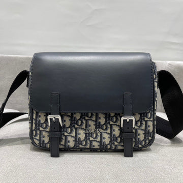 Makersluxe - DOR Bags - 369