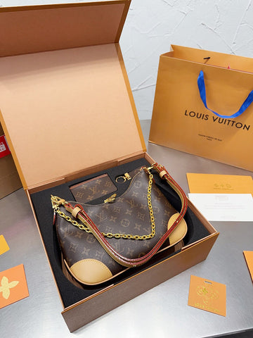 Makersluxe - Louis Vuittons  - 15025