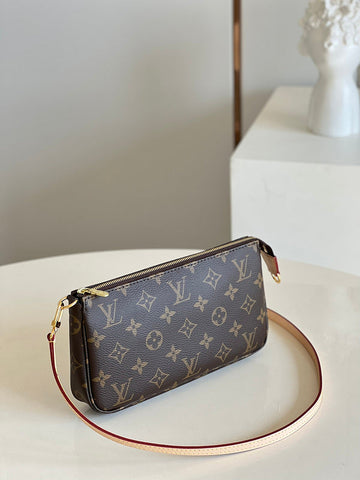 LOV - MLB - 1401