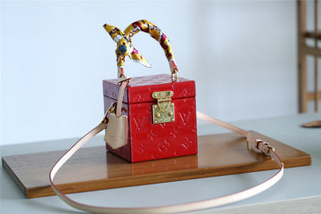 Makersluxe Fashion Lu-Vi bags - 9398