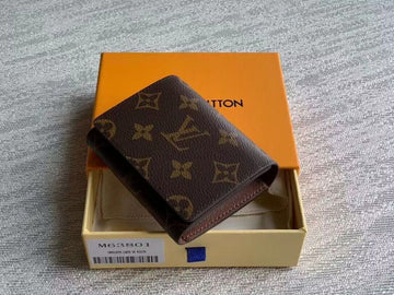 Makersluxe - Louis Vuittons  - 15755