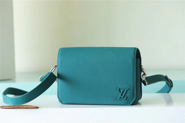 Makersluxe Fashion Lu-Vi bags - 9915