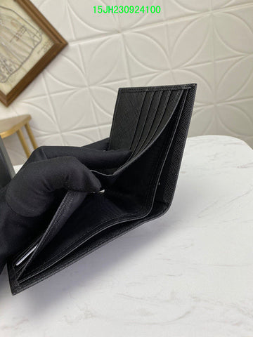 Makersluxeras - PD Wallet - 382