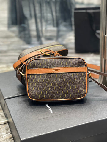 Makersluxe - Louis Vuittons  - 15613