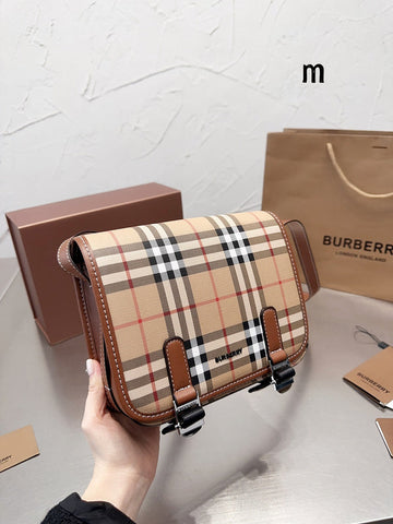 Makersluxe - Louis Vuittons  - 15066