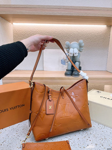 Makersluxe - Louis Vuittons  - 15110