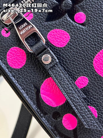 Makersluxe - Louis Vuittons  - 15396