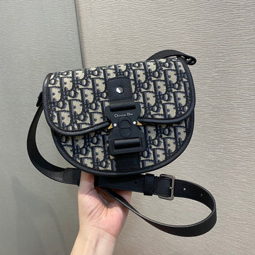 Makersluxe - DOR Bags - 385