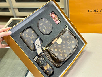 Makersluxe - Louis Vuittons  - 14899