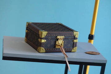 Makersluxe - Louis Vuittons  - 9533