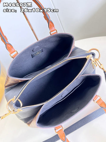 Makersluxe - Louis Vuittons  - 15349