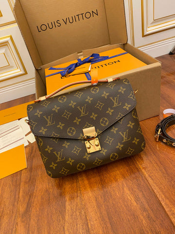 Makersluxe Fashion Lu-Vi bags - 17059