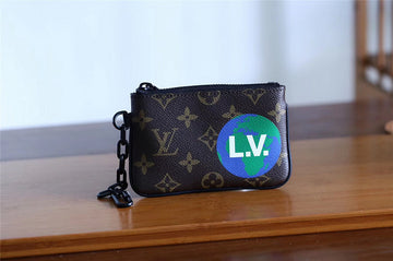 Makersluxe - Louis Vuittons  - 11112