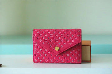 Makersluxe Fashion Lu-Vi bags - 8737