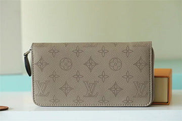 Makersluxe Fashion Lu-Vi bags - 8760