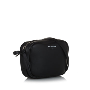 Balenciaga Everyday XS Camera Bag (MLB-35597)