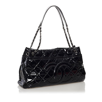 Chanel CC Matelasse Patent Leather Shoulder Bag (MLB-3SUgOV)