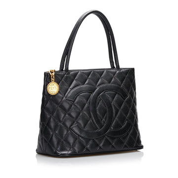 Chanel Caviar Medallion Tote (MLB-35296)